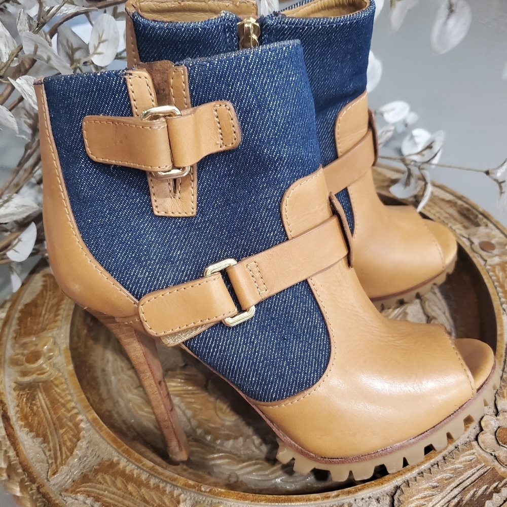 Tory Burch Oren Cognac heels